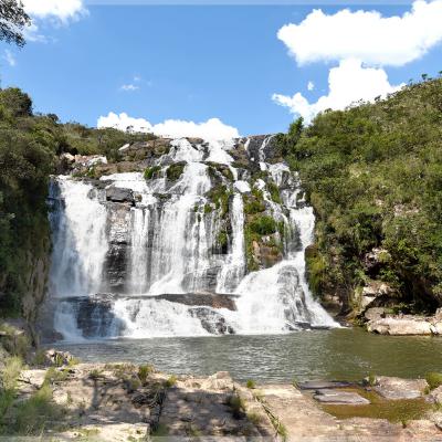 Queda de cima da Cachoeira do Quilombo - Foto: Roberto Torrubia